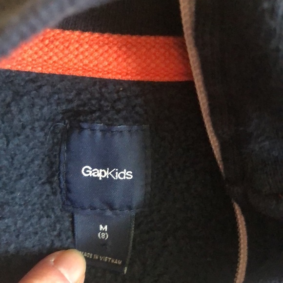Gap kids medium size 8 zipper down sweatshirt - Picture 4 of 4